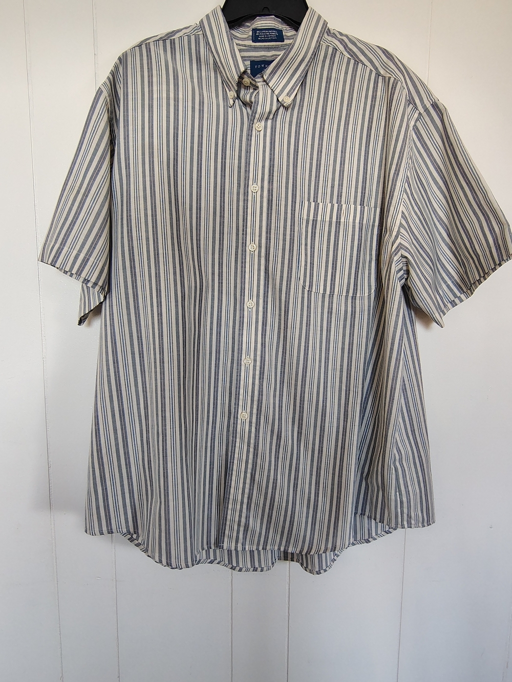 Wrinkle Free Short-Sleeve Button-Down Striped Shirt - Blue/White